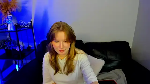 EvaStevs online show from December 2024 07:27:02 PM