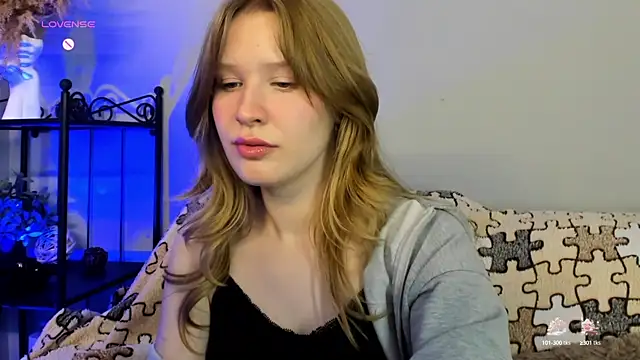 EvaStevs online show from January 2025 07:44:02 PM