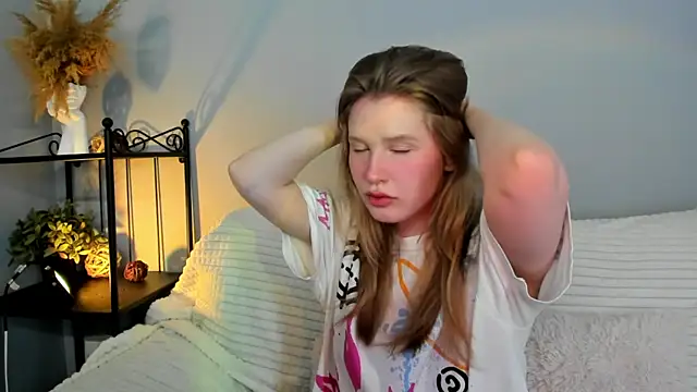 EvaStevs online show from January 2025 08:21:01 PM