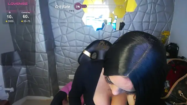 Tiffanny online show from February 2025 10:06:02 PM