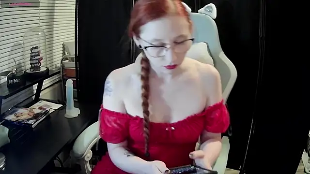 LilyFoxxx online show from February 2025 04:06:01 AM