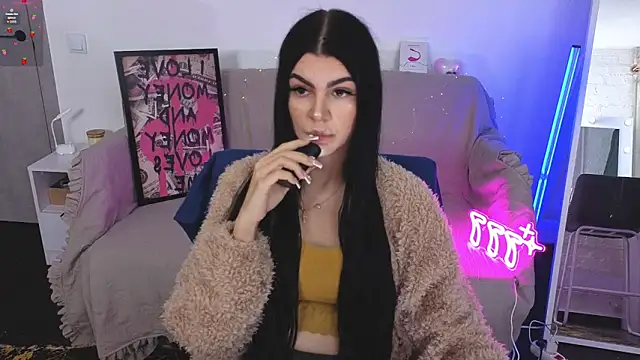 Tiffany lab online show from October 2025 10:19:02 AM