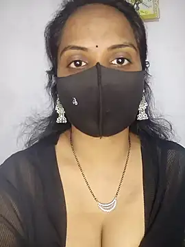 Snapshot of Choclet_bhabhi chatting on January 2025 02:02:02 PM Choclet bhabhi online show from January 2025 02:02:02 PM