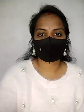 Snapshot of Choclet_bhabhi chatting on January 2025 12:47:02 PM Choclet bhabhi online show from January 2025 12:47:02 PM