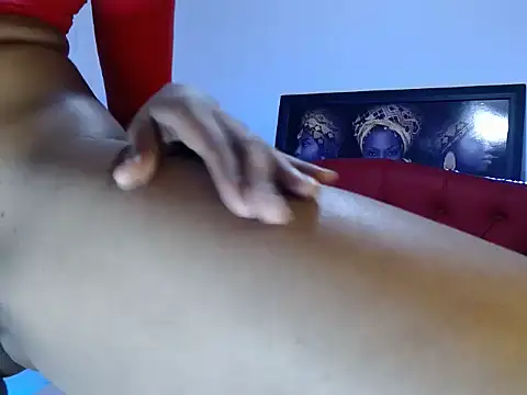 Snapshot of MISSANDRE4 chatting on December 2024 01:19:02 PM MISSANDRE4 online show from December 2024 01:19:02 PM