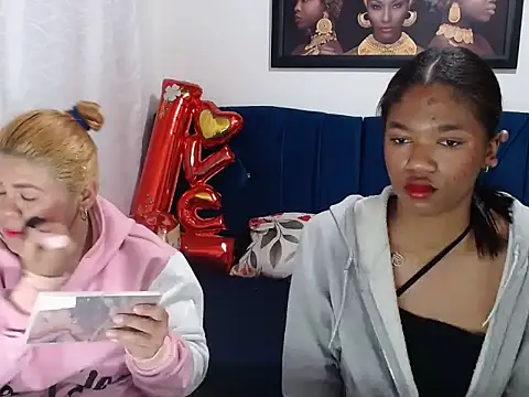 Snapshot of MISSANDRE4 chatting on February 2025 10:15:02 AM MISSANDRE4 online show from February 2025 10:15:02 AM