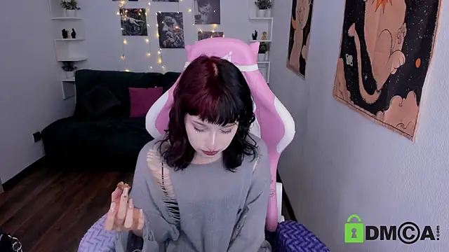 Snapshot of ElizaNik_ chatting on March 2025 09:40:02 PM ElizaNik online show from March 2025 09:40:02 PM