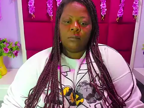 rocio bbw  online show from December 2025 04:57:02 PM