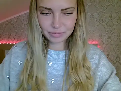 Snapshot of Lucky_Anna chatting on January 2025 03:40:02 PM Lucky Anna online show from January 2025 03:40:02 PM