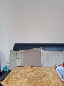 Lunavega1 online show from February 2026 04:12:02 PM