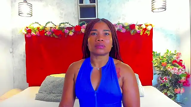 Snapshot of SilvannaFit chatting on May 2026 11:27:01 AM SilvannaFit online show from May 2026 11:27:01 AM