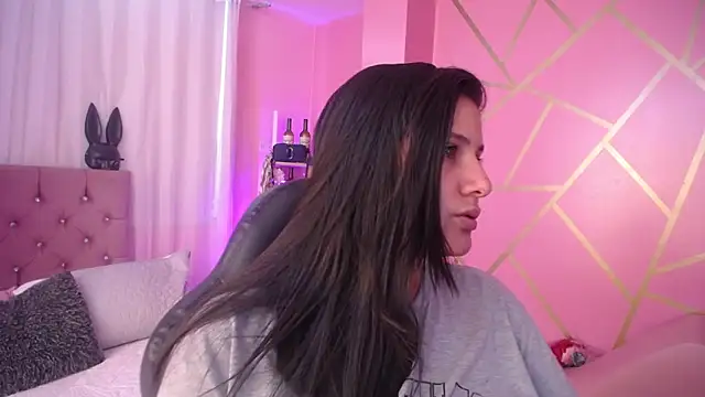 Snapshot of frreeya chatting on January 2025 08:32:01 PM frreeya online show from January 2025 08:32:01 PM