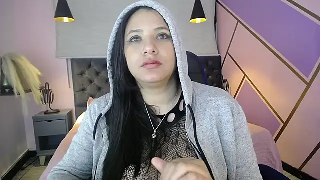 Snapshot of frreeya chatting on January 2025 08:25:01 AM frreeya online show from January 2025 08:25:01 AM