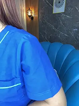 Aaliyah Salma online show from March 2026 06:01:01 PM