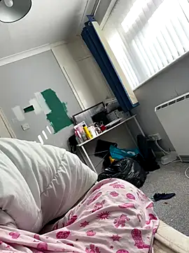 Snapshot of AmberTaylorXxx chatting on September 2025 07:41:02 AM AmberTaylorXxx online show from September 2025 07:41:02 AM