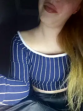 SUSELLAM1 online show from February 2026 09:19:02 PM