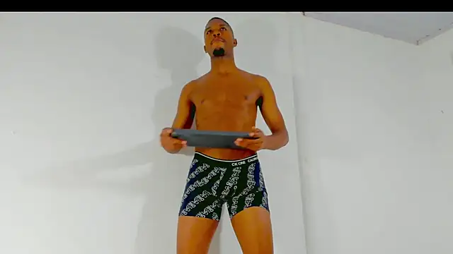 Amir mikelsen online show from February 2026 05:33:02 AM