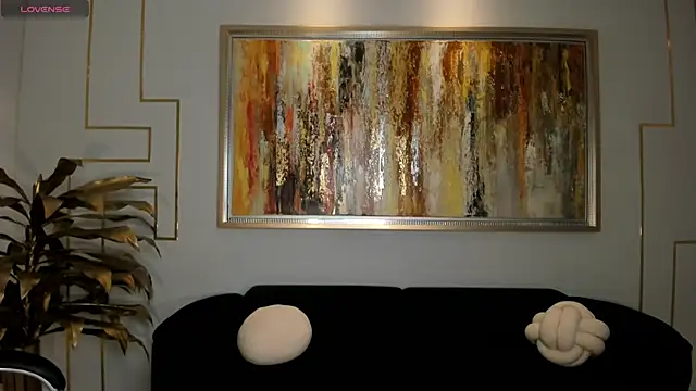 Snapshot of AlinaKravitz chatting on November 2025 11:20:01 AM AlinaKravitz online show from November 2025 11:20:01 AM