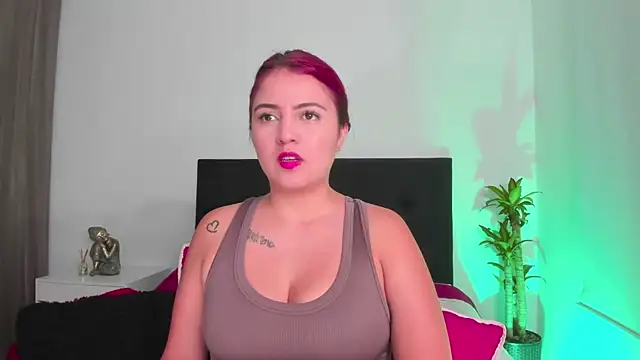 LaylaJewel online show from December 2024 02:43:01 AM