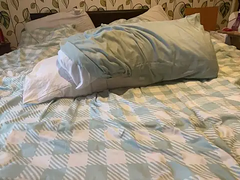 Snapshot of iveedie017 chatting on December 2024 02:37:01 PM iveedie017 online show from December 2024 02:37:01 PM