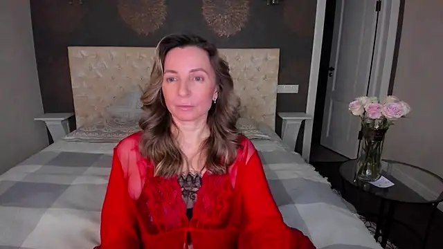 Snapshot of AllisonWilliams chatting on December 2024 05:20:02 PM AllisonWilliams online show from December 2024 05:20:02 PM