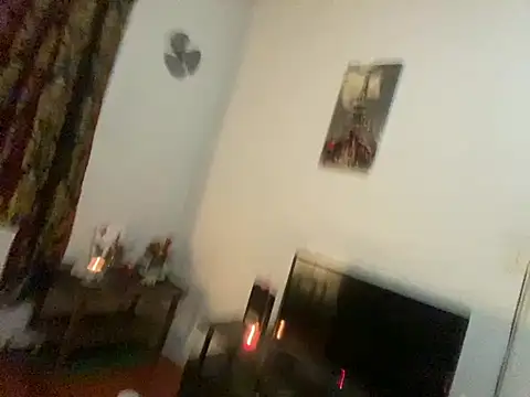 Snapshot of mackmillandhisjills chatting on January 2025 11:07:01 AM mackmillandhisjills online show from January 2025 11:07:01 AM