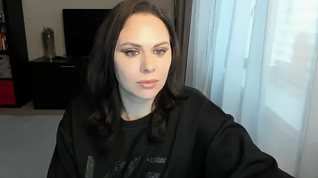 MollyCheiz online show from November 2025 10:25:02 AM