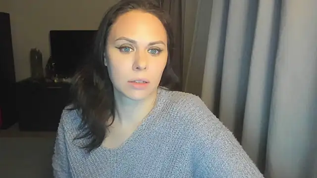 MollyCheiz online show from January 2026 04:34:01 PM