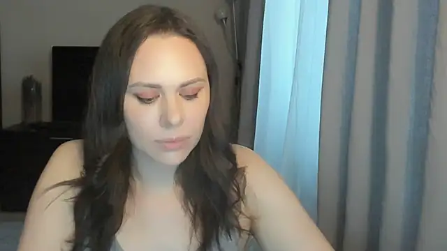 MollyCheiz online show from April 2026 04:37:02 PM