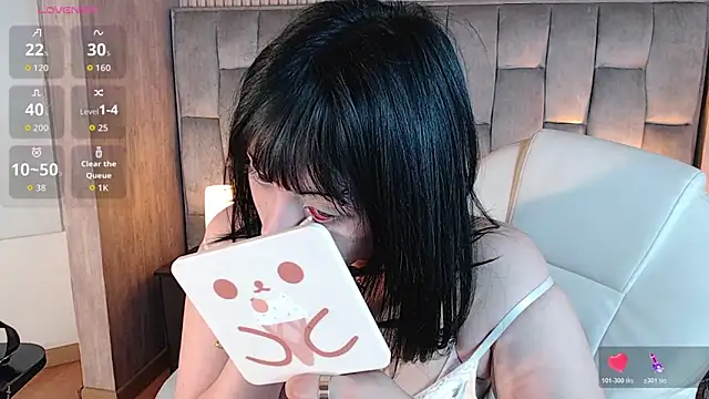 honney dark online show from February 2026 12:03:01 PM