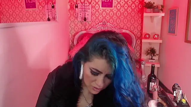 Snapshot of scarleth_blue chatting on September 2025 03:06:02 AM scarleth blue online show from September 2025 03:06:02 AM