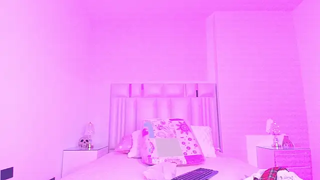 Snapshot of canela_oss chatting on October 2025 12:06:01 PM canela oss online show from October 2025 12:06:01 PM