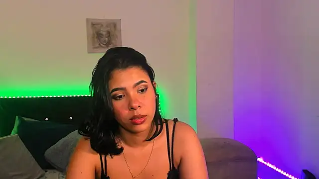 Snapshot of sharon_and_myke chatting on December 2024 03:09:01 AM sharon and myke online show from December 2024 03:09:01 AM