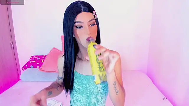 Snapshot of Ashley_Reminton chatting on February 2025 06:07:02 AM Ashley Reminton online show from February 2025 06:07:02 AM