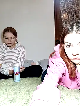 ella grays online show from October 2025 06:41:02 PM