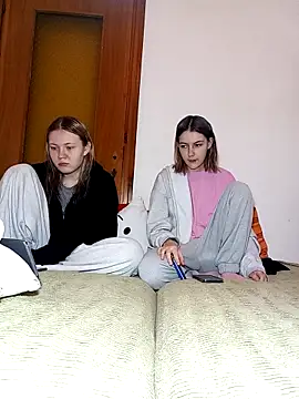 ella grays online show from February 2026 05:07:02 PM