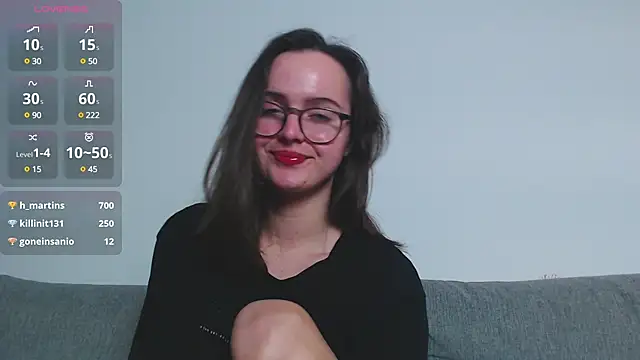 Snapshot of Pinky__Binky chatting on December 2024 11:17:02 PM Pinky  Binky online show from December 2024 11:17:02 PM