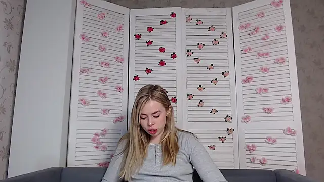 Snapshot of sofiaa_here chatting on January 2026 12:16:02 AM sofiaa here online show from January 2026 12:16:02 AM