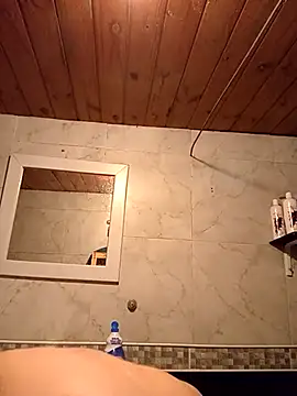 Snapshot of FlacoDani chatting on November 2025 03:58:02 PM FlacoDani online show from November 2025 03:58:02 PM