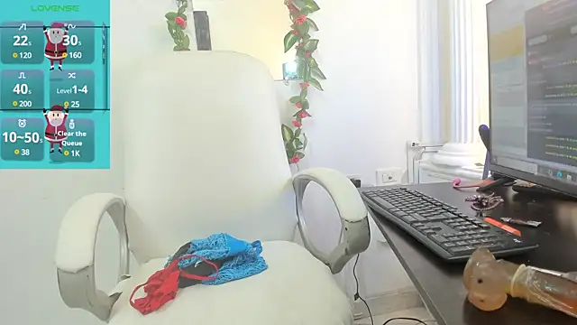 Snapshot of lulu_25_ chatting on January 2025 08:10:02 AM lulu 25 online show from January 2025 08:10:02 AM