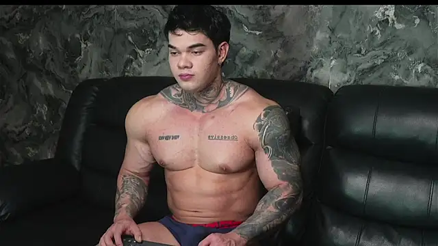 Snapshot of Justin_Clark chatting on November 2025 12:56:01 AM Justin Clark online show from November 2025 12:56:01 AM