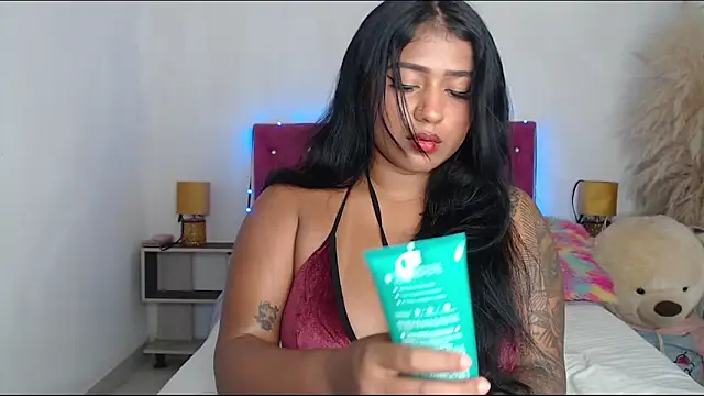 alinakiss online show from September 2025 10:22:02 PM