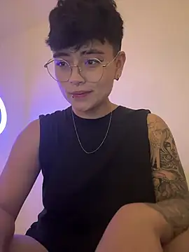 Snapshot of Chriss_gomez2 chatting on March 2025 04:38:02 AM Chriss gomez2 online show from March 2025 04:38:02 AM