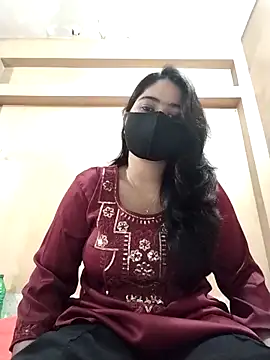 Magical Girl- online show from November 2025 03:45:02 AM