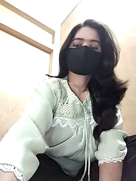 Magical Girl- online show from November 2025 03:42:02 AM