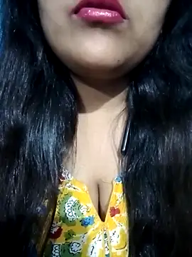 Snapshot of Love-Veronica chatting on February 2026 12:45:01 PM Love-Veronica online show from February 2026 12:45:01 PM