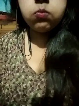 Love-Veronica online show from April 2026 01:42:02 PM