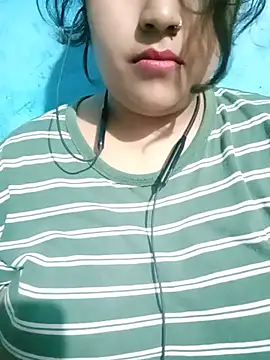 Love-Veronica online show from July 2026 06:07:01 PM