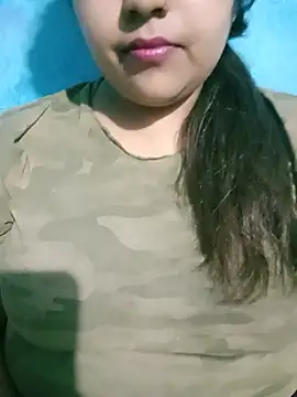 Love-Veronica online show from July 2026 06:17:02 PM