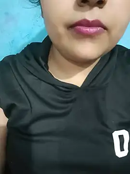 Love-Veronica online show from July 2026 05:45:02 PM